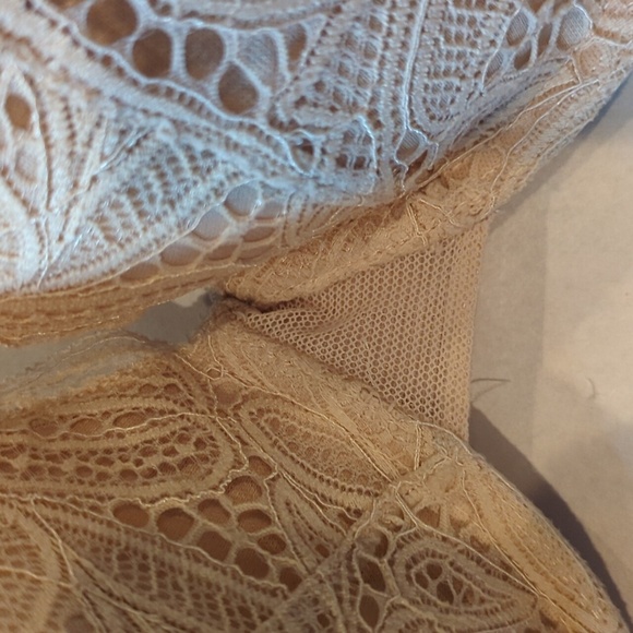 Lively Cream 36DDD Lacy Bra - Picture 3 of 8